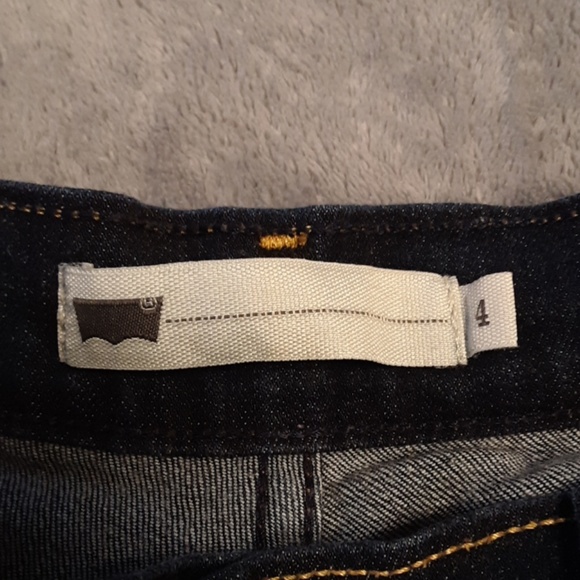 Levi Blue Jean Shorts - Picture 2 of 5